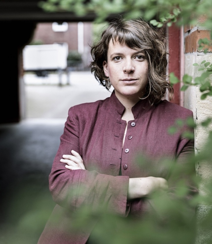 Λάουρα Τσβιέρτνια: «Στον δρόμο μάς φωνάζουν αλλιώς»