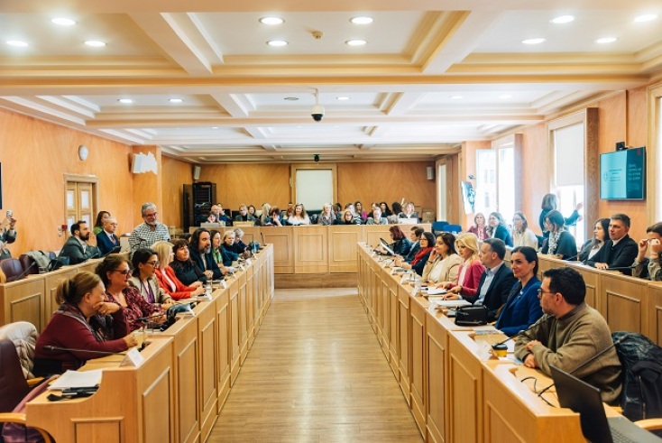 Ο Δήμαρχος Αθηναίων, Χάρης Δούκας, υπέγραψε την Αναθεωρημένη Ευρωπαϊκή Χάρτα για την Ισότητα Γυναικών και Ανδρών