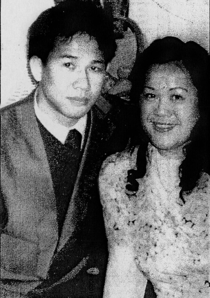 Ο Ταϊλανδός μπάτλερ Πράσερτ Σερτουασάνα με την σύζυγό του