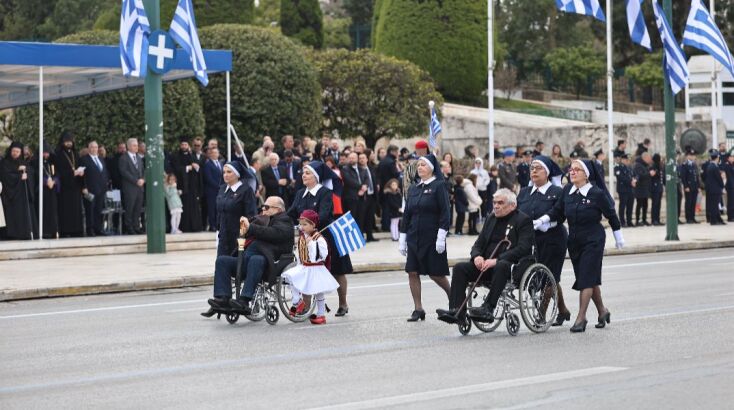 Εικόνες από την παρέλαση της 25ης Μαρτίου 
