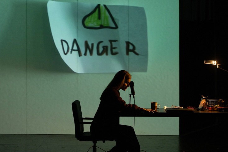 «Girls and boys», θέατρο Αλάμπρα