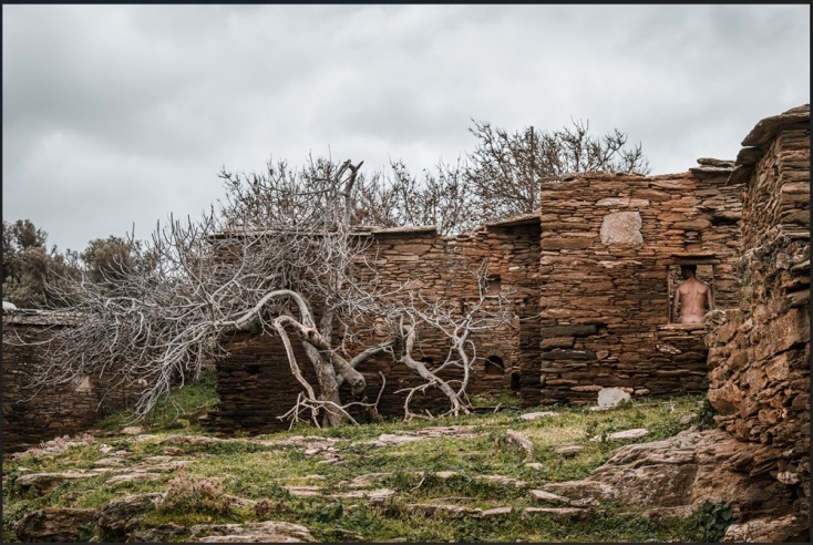 Jason Jackson, «Το σώμα κατοικεί την πέτρα»