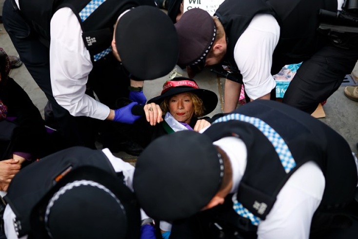 Τουλάχιστον 212 συλλήψεις σε διαδήλωση υπέρ της Palestine Action στο Λονδίνο	