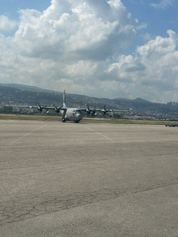 Η Ελλάδα έστειλε ανθρωπιστική βοήθεια στον Λίβανο με αεροσκάφος της Πολεμικής Αεροπορίας
