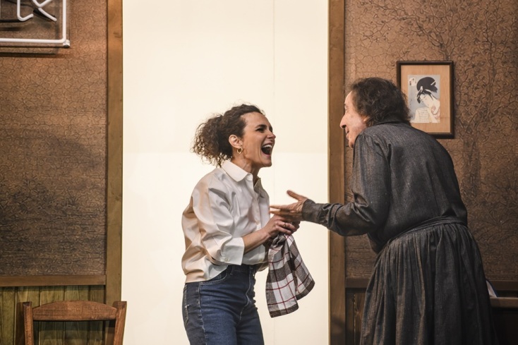 Τζένη Τζένη, Δημοτικό Θέατρο Πειραιά