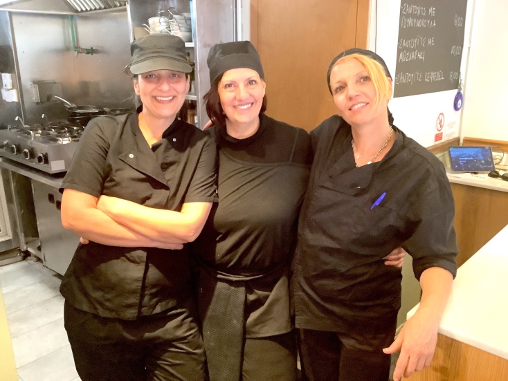 Μαρία Καλαμπούκα, Στέλλα Τόττα, Ανέττα Βελλή