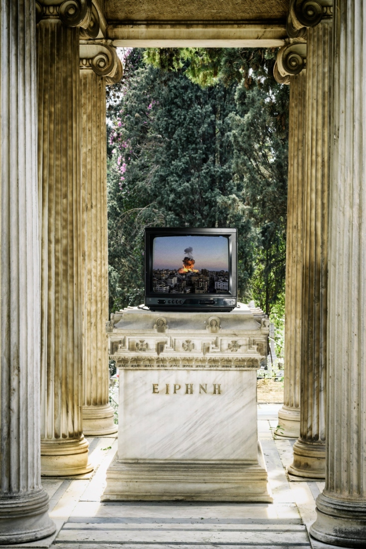 Πρώτες Φωτογραφίες από την «Ειρήνη» του Νίκου Καραθάνου και του Φοίβου Δεληβοριά