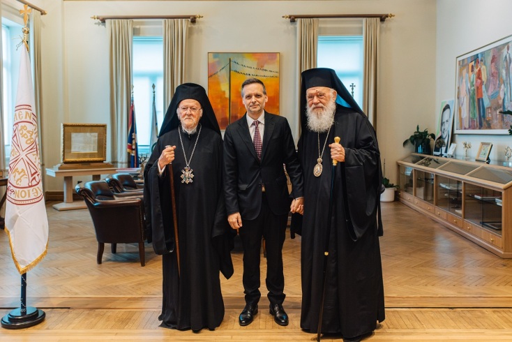 Ο Δήμαρχος Αθηναίων τίμησε τον Βαρθολομαίο για την «Προστασία της Περιβαλλοντικής Κληρονομιάς»