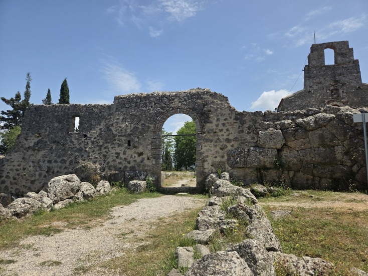 Στο Νεκρομαντείο Αχέροντα