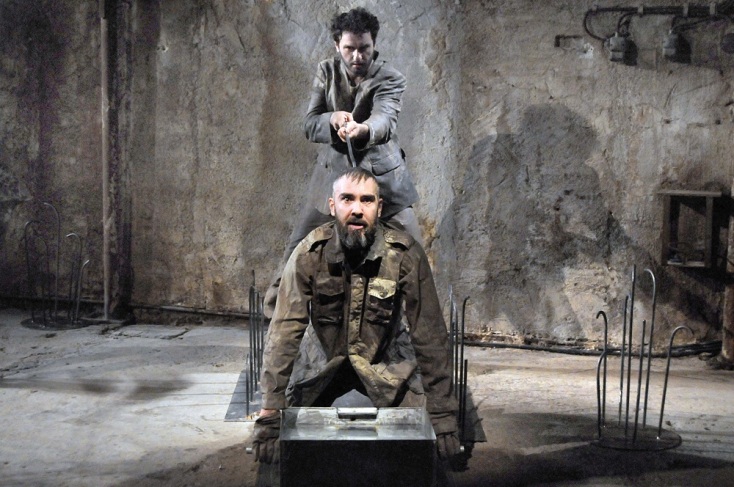 «Στη Σωφρονιστική αποικία», Πειραιώς 260, Φεστιβάλ Αθηνών Επιδαύρου