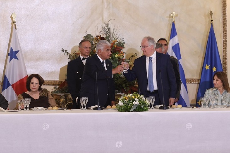 Συνάντηση Τασούλα με τον Πρόεδρο του Παναμά Χοσέ Ραούλ Μουλίνο 