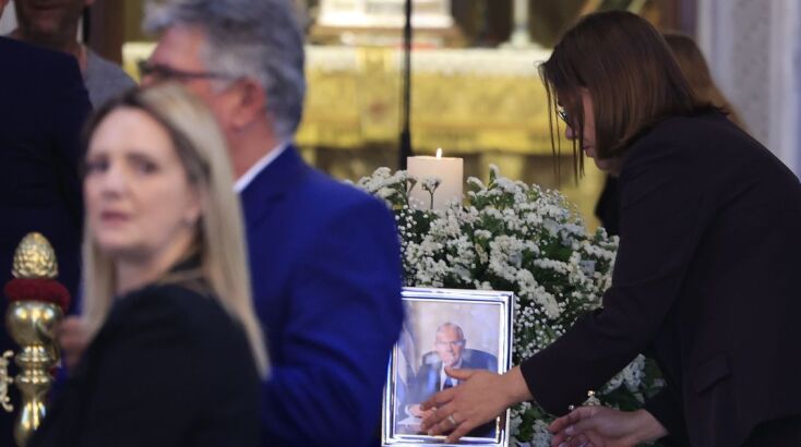 Στην Κόρινθο το τελευταίο «αντίο» στον Νίκο Ταγαρά