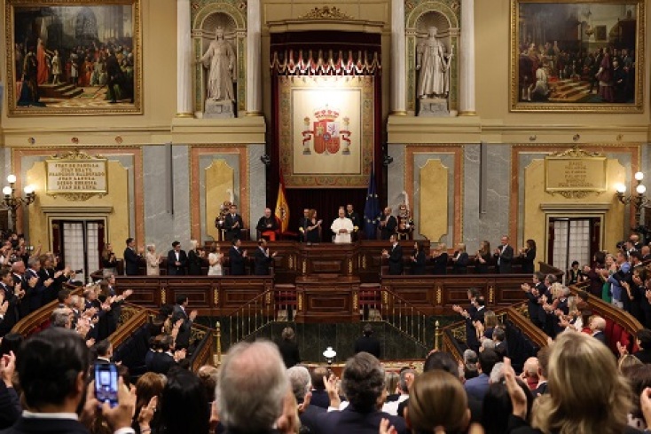 Ο κόσμος βρίσκεται σε βαθιά κρίση, λέει ο πάπας Λέων ΙΔ' σε ομιλία του στο ισπανικό κοινοβούλιο	