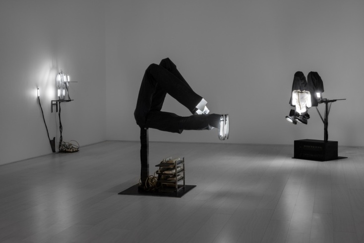 Άποψη εγκατάστασης από την έκθεση Spotlight. Γιώργος Λάππας. Η τέχνη ξεκινάει πάντα με τη λέξη έστω, 2026. 