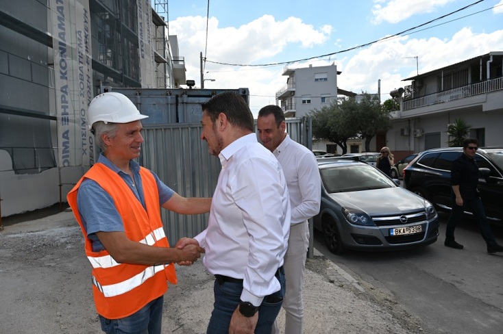 Επίσκεψη Χαρδαλιά σε 66 δήμους του Λεκανοπεδίου: Σε τροχιά υλοποίησης όλα τα κρίσιμα έργα 