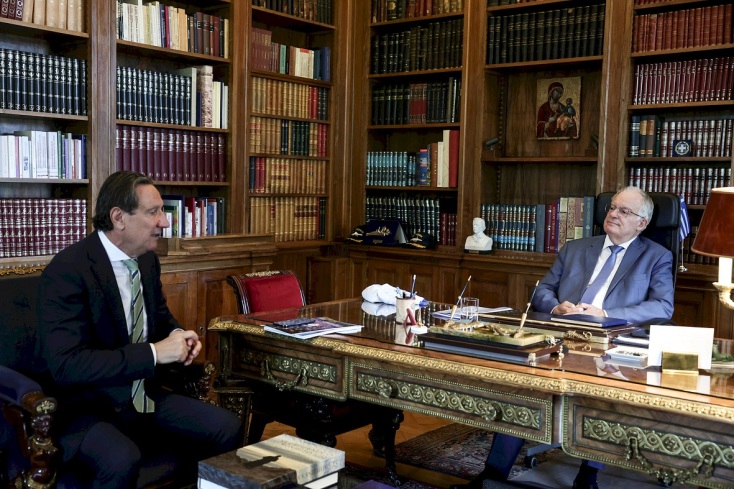 Συνάντηση του Τασούλα με τον πρόεδρο της ελληνικής κοινότητας Μελβούρνης και Βικτώριας	