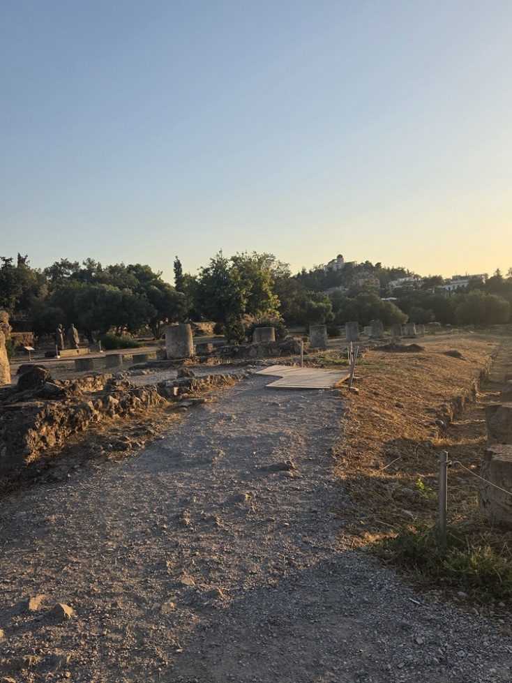 «Συνομιλία με ένα λογισμικό. Ένας AI περίπατος στην Αρχαία Αγορά»