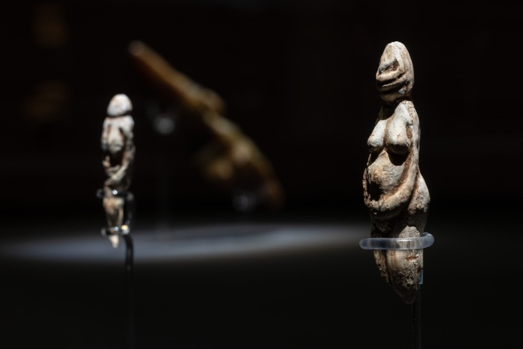 «Αφροδίτες της Παραβίτα I-II», 22.000-20.000 χρόνια πριν το παρόν (πιστοποιημένα αντίγραφα) Εθνικό Αρχαιολογικό Μουσείο του Τάραντα (MArTA), 139802, 139803 