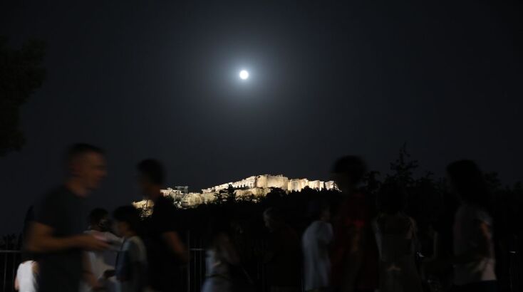  Η Πανσέληνος του Αυγούστου φώτισε τον αττικό ουρανό 