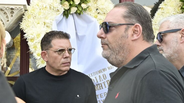 Γρηγόρης Μπιθικώτσης, Στέλιος Διονυσίου