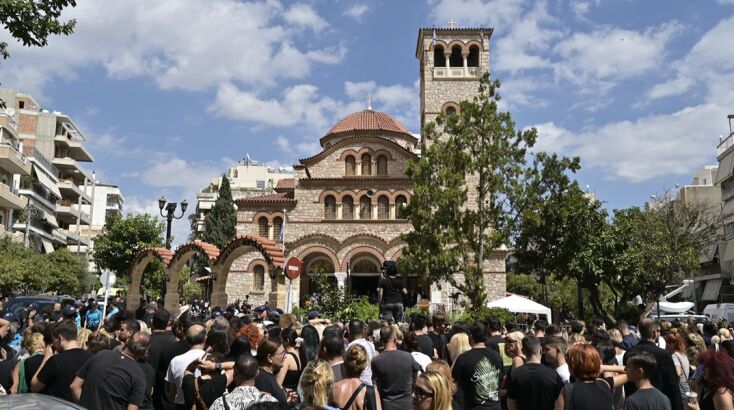 Κηδεία Γιώργου Μαζωνάκη