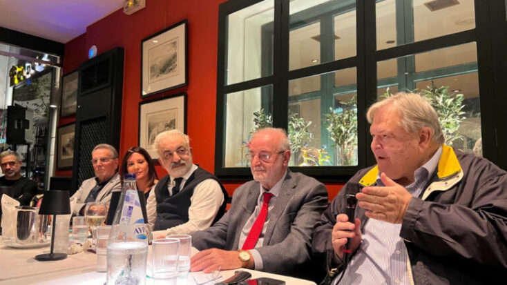 Με μεγάλη επιτυχία η παρουσίαση του βιβλίου του Σταύρου Κωνσταντινίδη «Κυκλοφοριακό: Υπάρχει λύση;  100 προβλήματα - 100 προτάσεις»