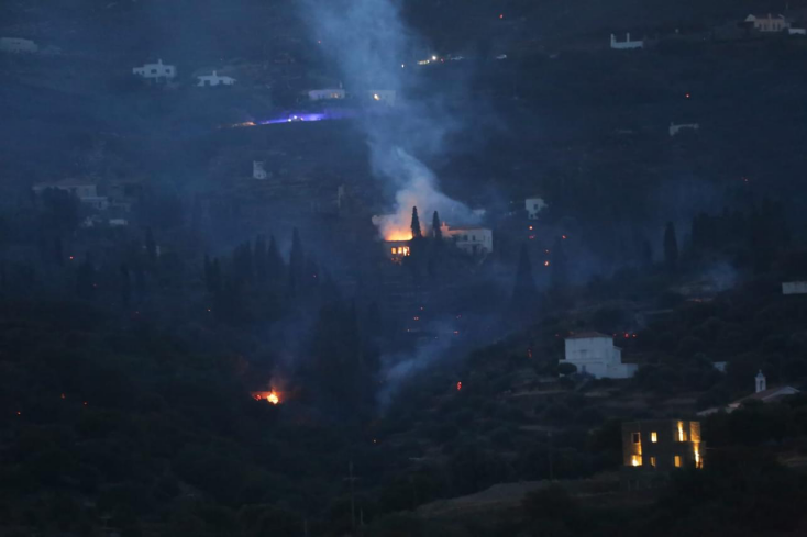 Φωτιά στην Άνδρο. Τα νέα συναισθήματα του καλοκαιριού