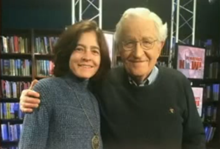 Η Βαλέρια Τσόμσκι με τον Νόαμ Τσόμσκι