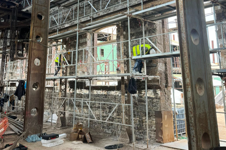 ΔΑΙΔΑΛΟΣ - «Χτίζοντας» την καρδιά του Pharos