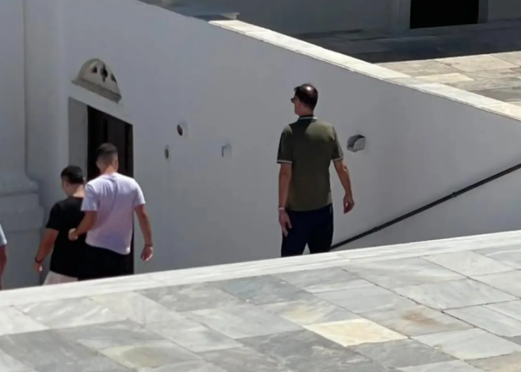 Ο Γιώργος Μπαρτζώκας στην Παναγία της Τήνου