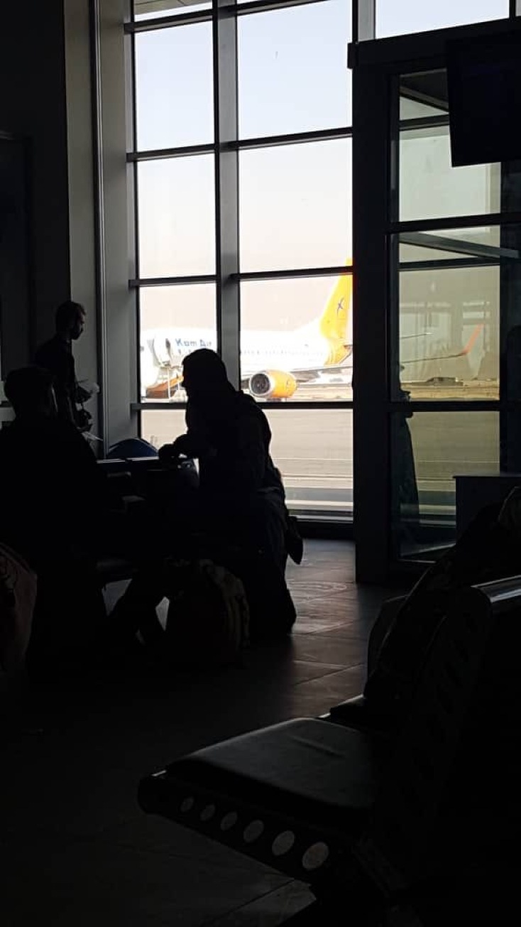 Οι γυναίκες του Αφγανιστάν στο αεροδρόμιο Μαζάρ - ι - Σαρίφ