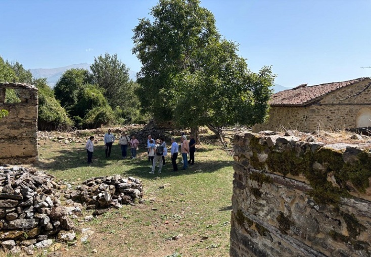 Υπουργείο Πολιτισμού: Περιοδεία της Λίνας Μενδώνη στην Περιφέρεια Φλώρινας, με αφετηρία τις Πρέσπες