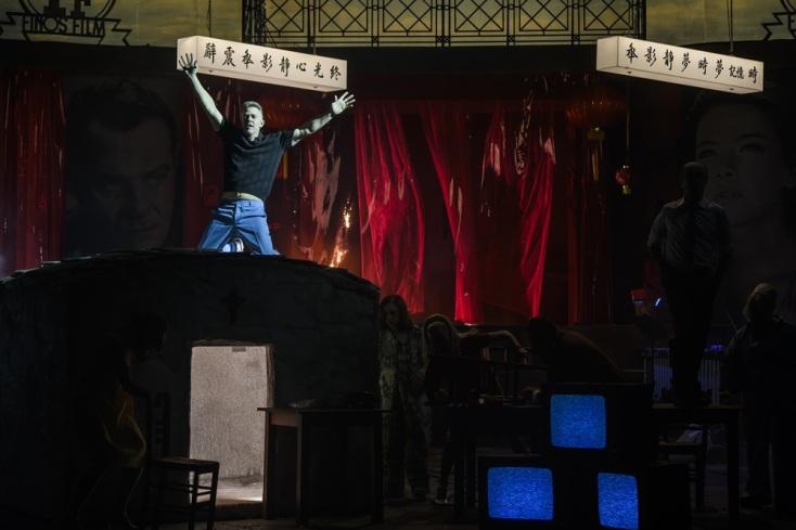 Τζένη Τζένη, Δημοτικό Θέατρο Πειραιά