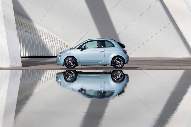 Το αυτοκίνητο Fiat 500 Hybrid