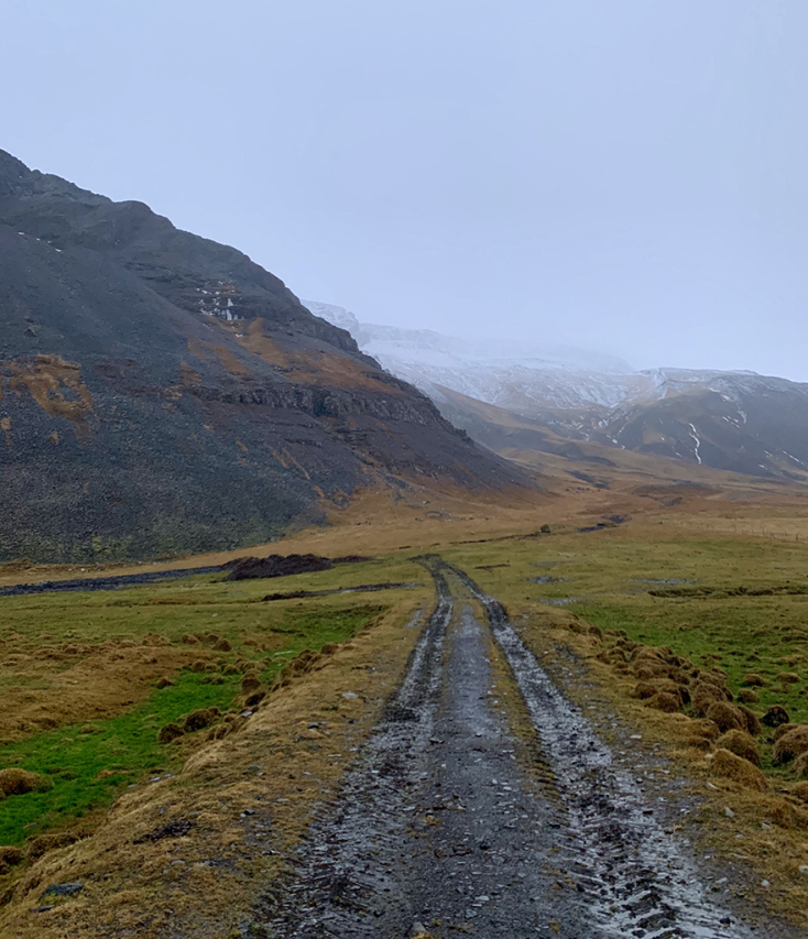 Αγροτικό τοπίο στην βόρεια Ισλανδία. Στην ταινία-ποίημα Sans Soleil 