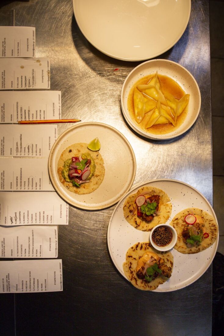 Τα πιάτα του Lost Athens