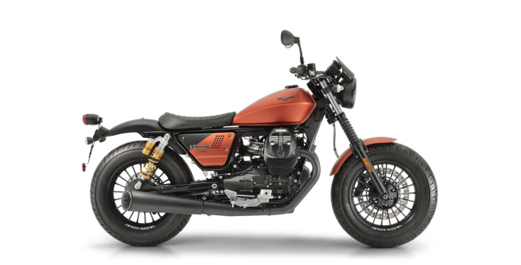 03_moto_guzzi_v9_bobber_sport.jpg