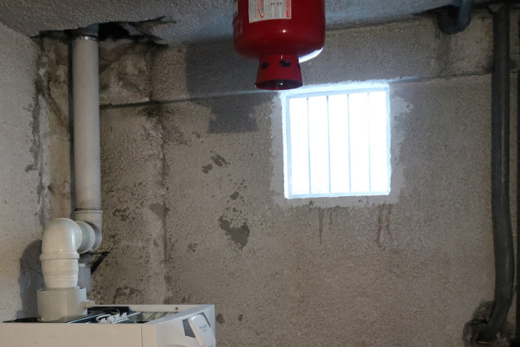 ΕΔΑ Αττικής / Θυρίδα αερισμού