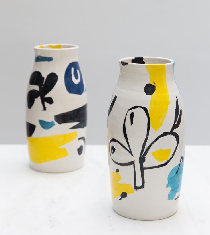 Κεραμικά βάζα με σχέδιο του Φιλίππου  Θεοδωρίδη, Μουσείο Κυκλαδικής Τέχνης, € 330