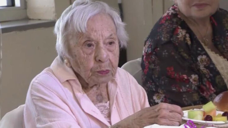 Λούις Σίγκνορ, ετών 107