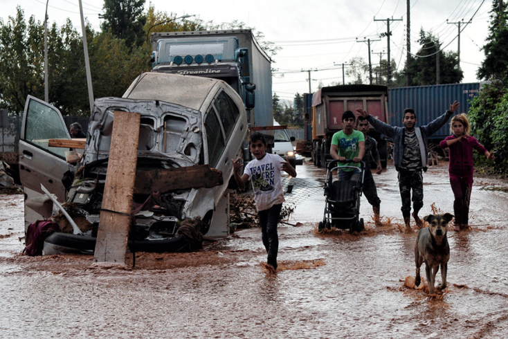 ΜΑΝΔΡΑ ΚΑΤΑΣΤΡΟΦΕΣ ΠΛΗΜΜΥΡΕΣ