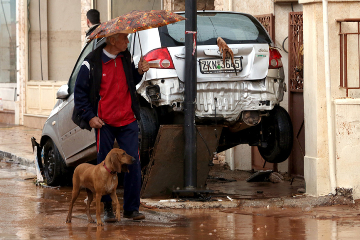 ΜΑΝΔΡΑ ΠΛΗΜΜΥΡΕΣ ΚΑΤΑΣΤΡΟΦΕΣ