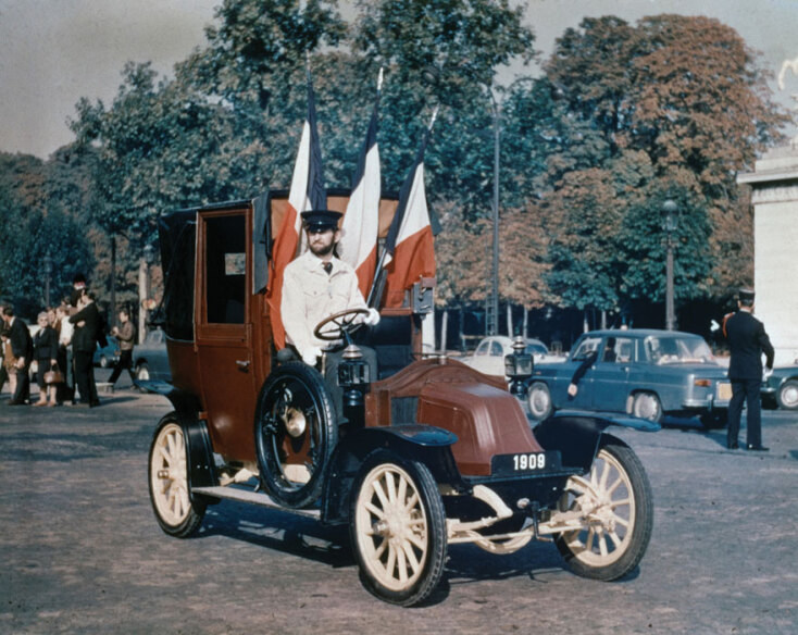 1914-taxis-de-la-marne.jpg