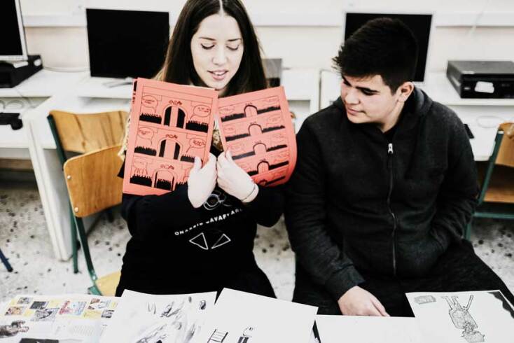 Στο εργαστήριο «Ένα ποίημα, μια εικόνα, μια έκδοση» οι μαθητές του 5ου ΓΕΛ Ζωγράφου γράφουν δικά τους ποιήματα και ιστορίες και στήνουν πρωτότυπες ζωγραφικές σελίδες