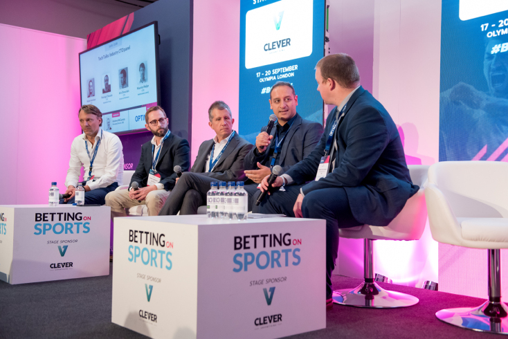 Το τεχνολογικό πάνελ του Συνεδρίου, Technology in Focus. Στη μέση ο Άρης Δημαράκης, CTO (Chief Technology Officer) της Stoiximan.