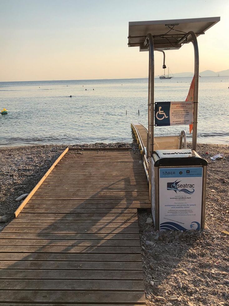 Ράμπα ΑμΕΑ στην παραλία Φαλήρου