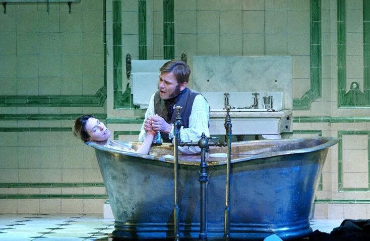 «Λουτσία ντι Λαμμερμούρ» του Γκαετάνο Ντονιτσέττι, σε σκηνοθεσία Κέιτι Μίτσελ στην ΕΛΣ