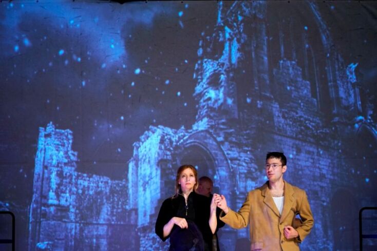 Η θεατρική μεταφορά του «Europa» θα παρουσιαστεί σε πανελλήνια πρώτη στην Εναλλακτική Σκηνή της ΕΛΣ