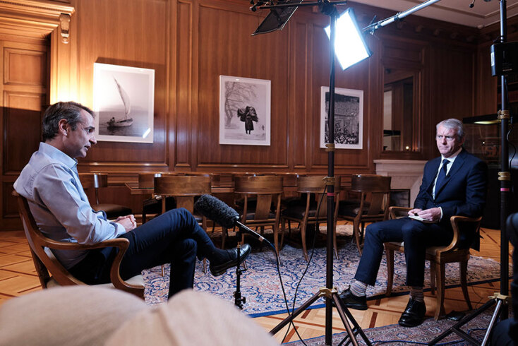 Ο Κυριάκος Μητσοτάκης δίνει συνέντευξη στο CNN για την επιτυχή αντιμετώπιση του κορωνοϊού στην Ελλάδα 