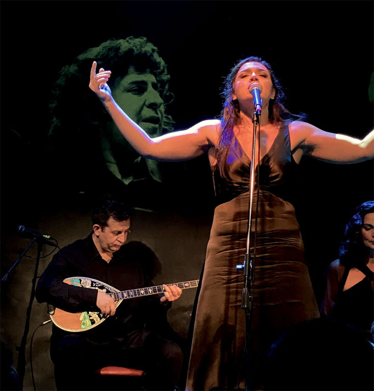 «Ένας αιώνας ελληνικό τραγούδι, 1922-2022» από τους ΡοΜατζόρε στη Μουσική Σκηνή Σφίγγα